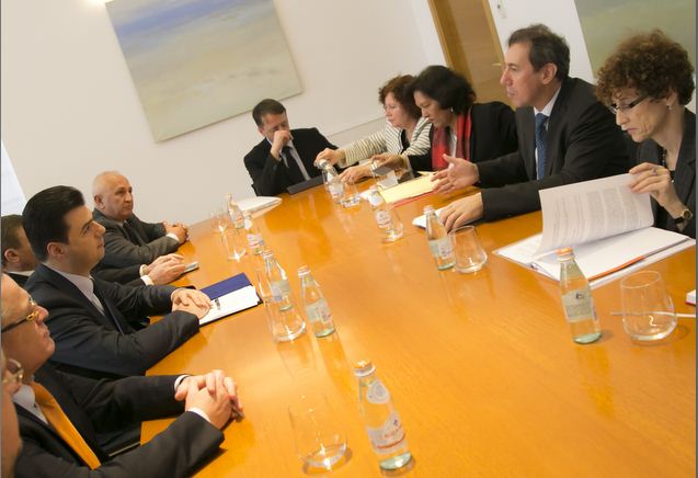 Basha i tregon Bankës Botërore të fshehtat e koncesionit të TVSH