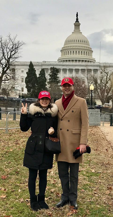 Basha, foto më bashkëshorten në ceremoninë e Trump