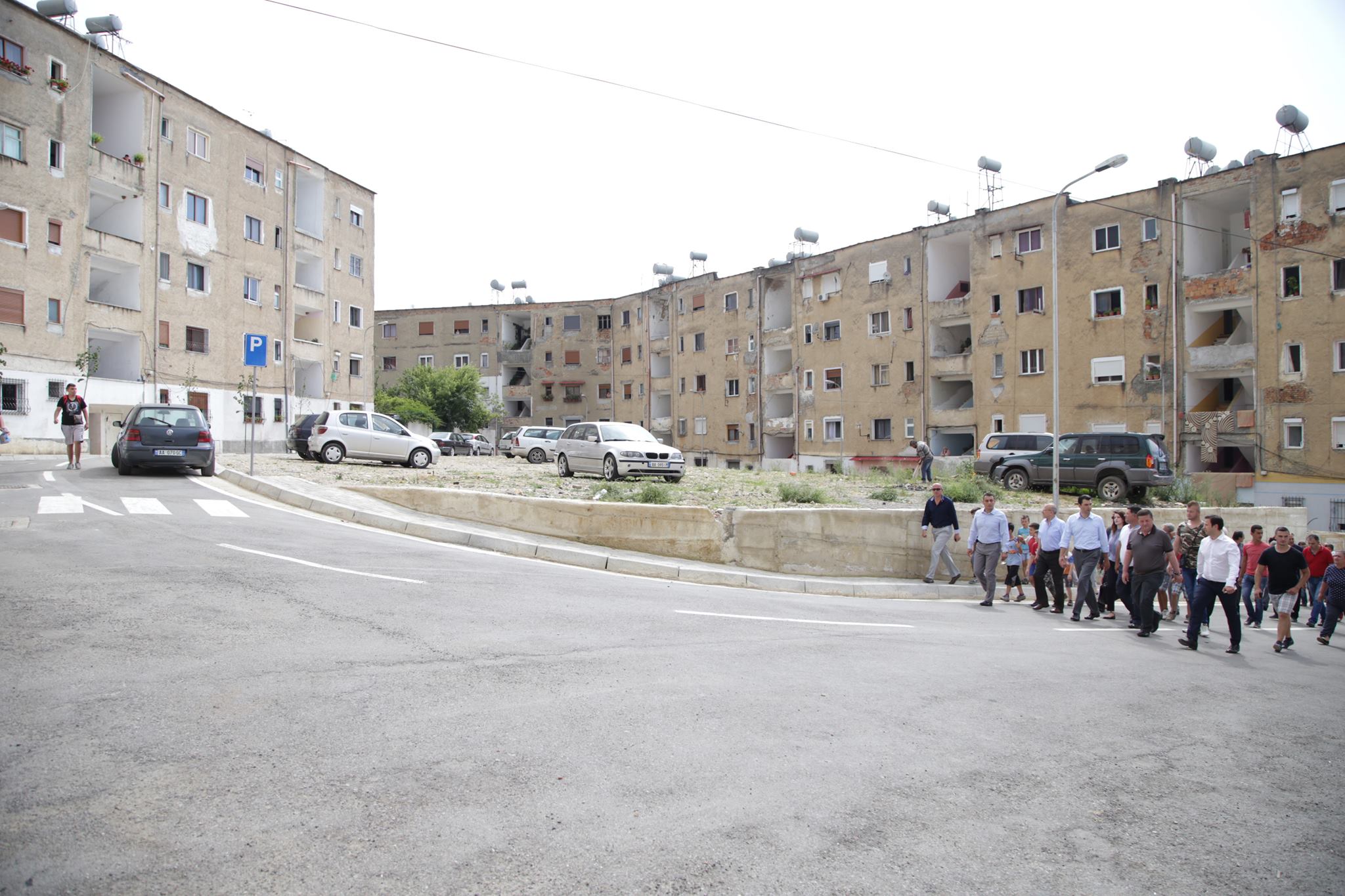 Basha nuk ndan “tapitë” e bashkisë më Halim Kosovën si Rama me Erion Velinë