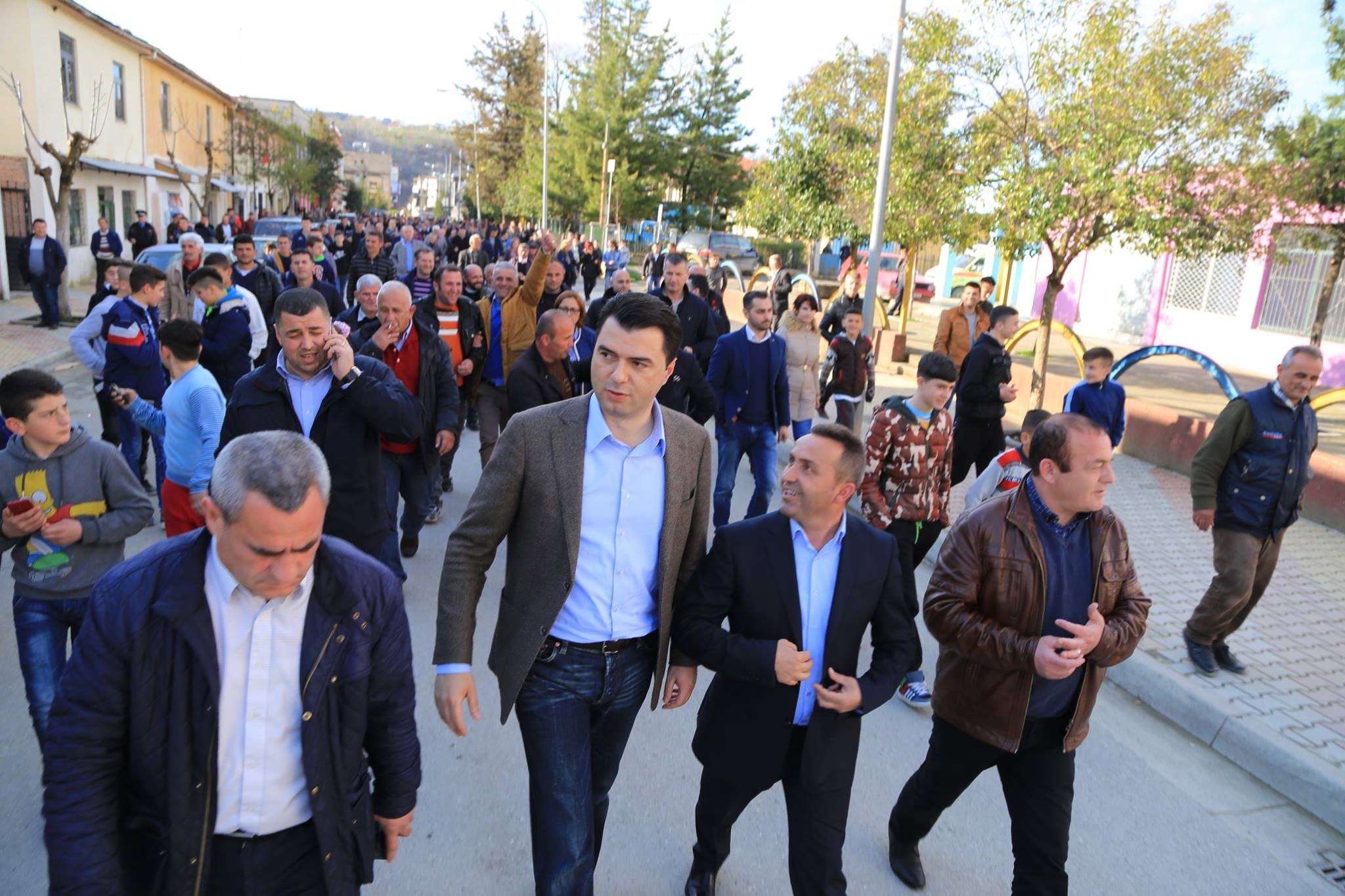 Luzim Basha: 1, 2 miliardë dollarë që vodhi Rama sa 6 vjet fatura kombëtare e energjisë