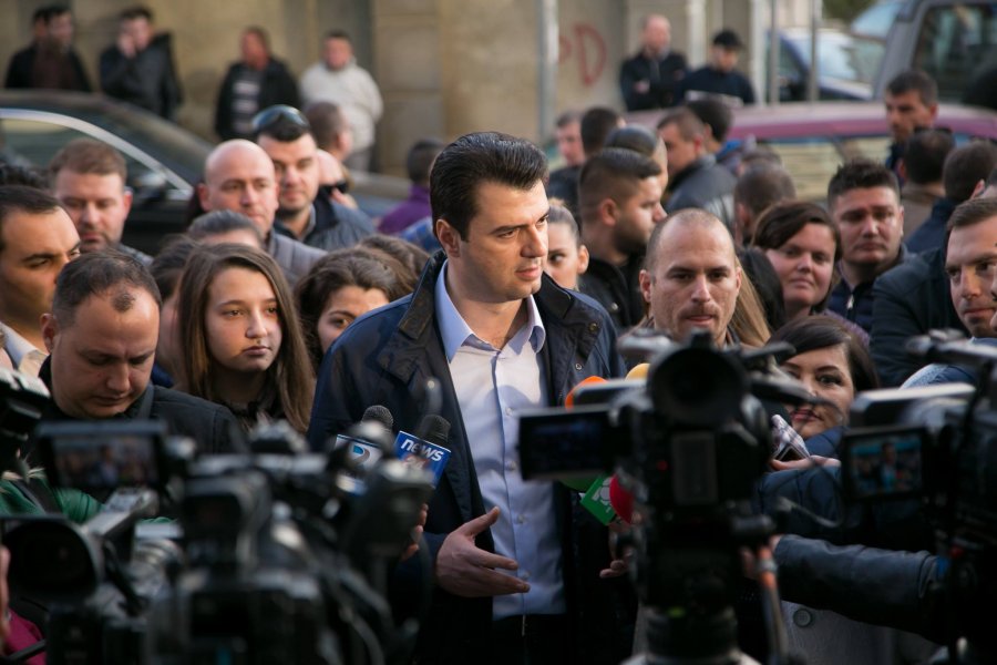 Basha u bën thirrje banorëve të Shkodrës për protestën e 18 shkurtit