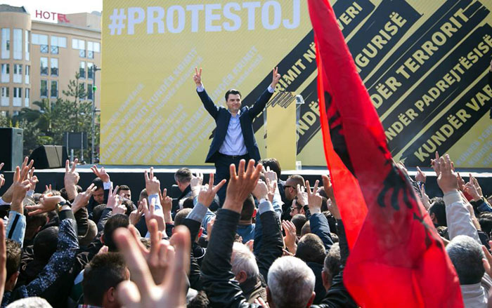 Basha: Marshim proteste më 8 dhjetor në Tiranë, të marrim në dorë fatet e vendit