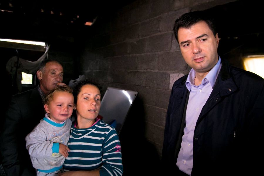 Basha në Laç: Rama të lërë shfaqjet televizive e të ndihmojë banorët e përmbytur