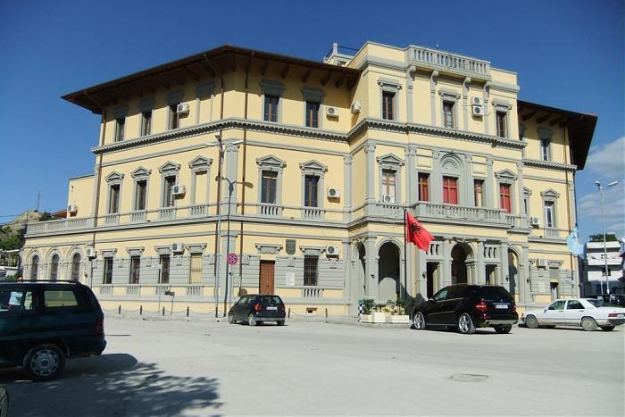 Dy dorëheqje nga zyrtarë të lartë të Bashkisë së Vlorës