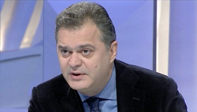 Reagon përsëri publikisht Ben Blushi: 1 milion votat e vitit 2013 sot nuk dalin, kush vret e vjedh bëhet deputetë, kush shkruan libra quhet parazit