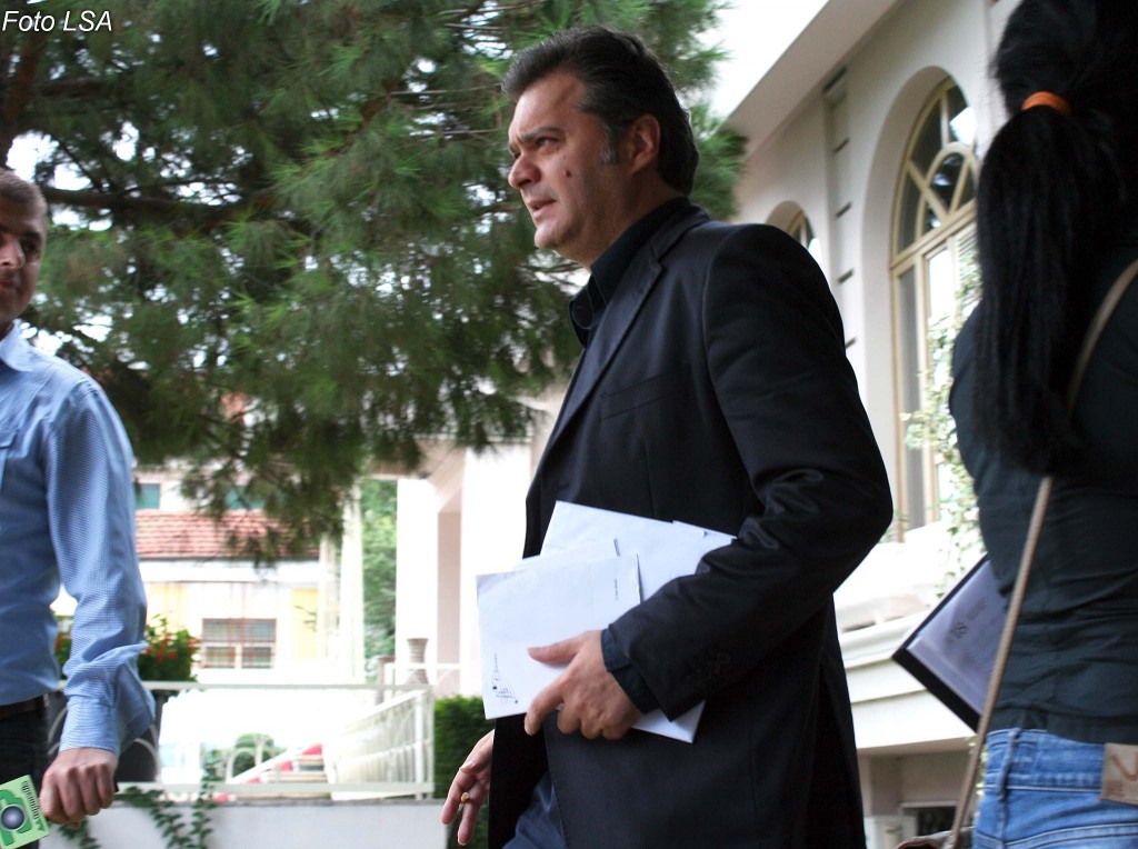 Blushi ka një amendament për Parlamentin