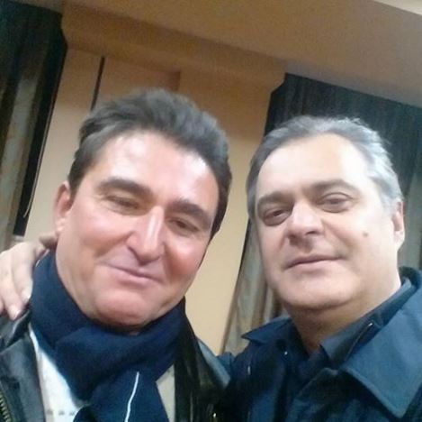 FOTO/Ben Blushi gjen taksistin që rrahën rojet e Delirit