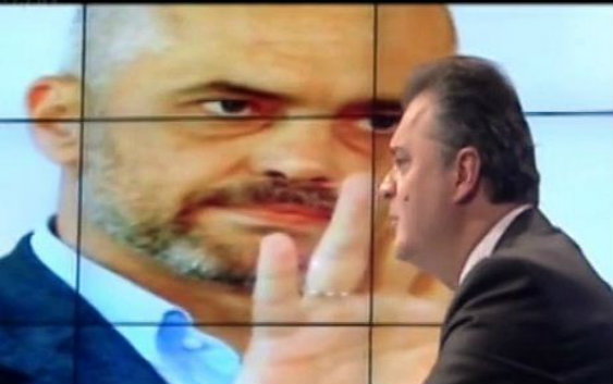 Ben Blushi zyrtarizon kandidimin për kryetar të PS, ironizon Edin dhe Eduardin