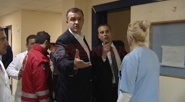 VIDEO/ Ilir Beqaj inatin me Zërin e Amerikës në Washington ia nxjerr Pëllumb Sulos në Shkodër