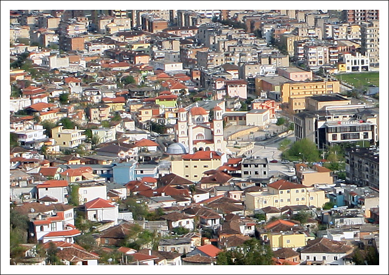 PS dhe LSI janë bashkëfajtore në Berat për keqqeverisjen