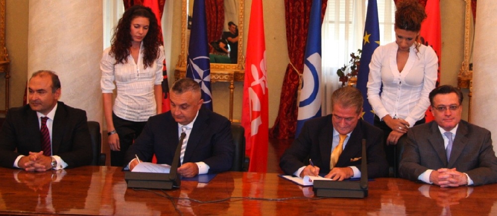 Sali Berisha, fakte të tjera rreth skandalit të DIA: Meta negocoi me CEZ pa asnjë autorizim