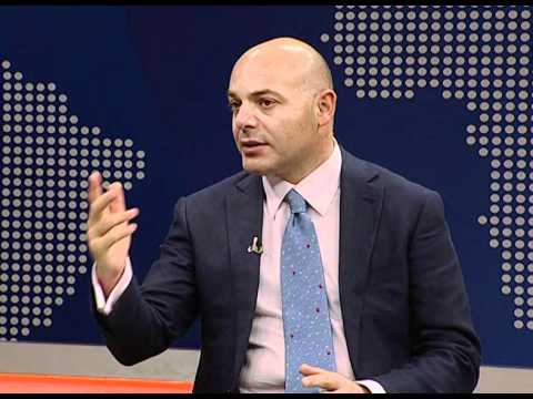 Pse Fevziu shkruan për rolin e Metës pas protestës dhe Zheji hesht