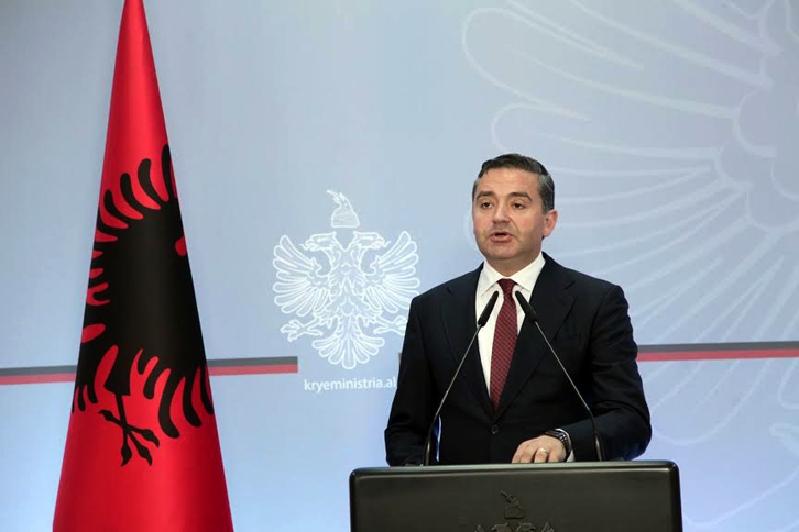 Shfryhet propaganda qeverisëse, indeksimin “e shet” për rritje pensioni