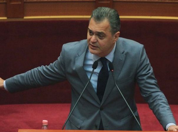 “Grevistët e urisë në Zharrëz po vdesin”