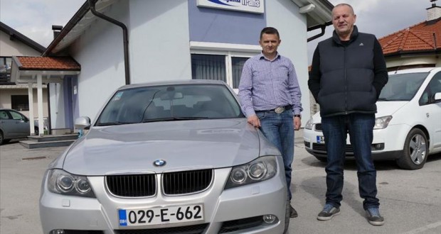Pronari i dhuron punonjësit të tij BMW. Ja pse!