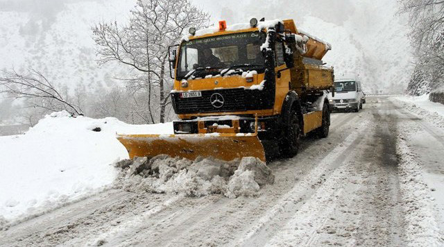 Kukës, rikthehen reshjet, trashësia e borës arrin 10 cm