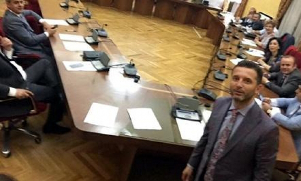 Shpërthen Braçe: Çfarë pune bën qeveria!