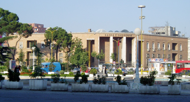 Tirana qyteti “më i pasur” në vend