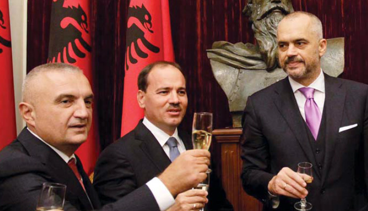 Presidenti Nishani: Mazhoranca s’ka votat për reformën në drejtësi, do korruptojë deputetët?