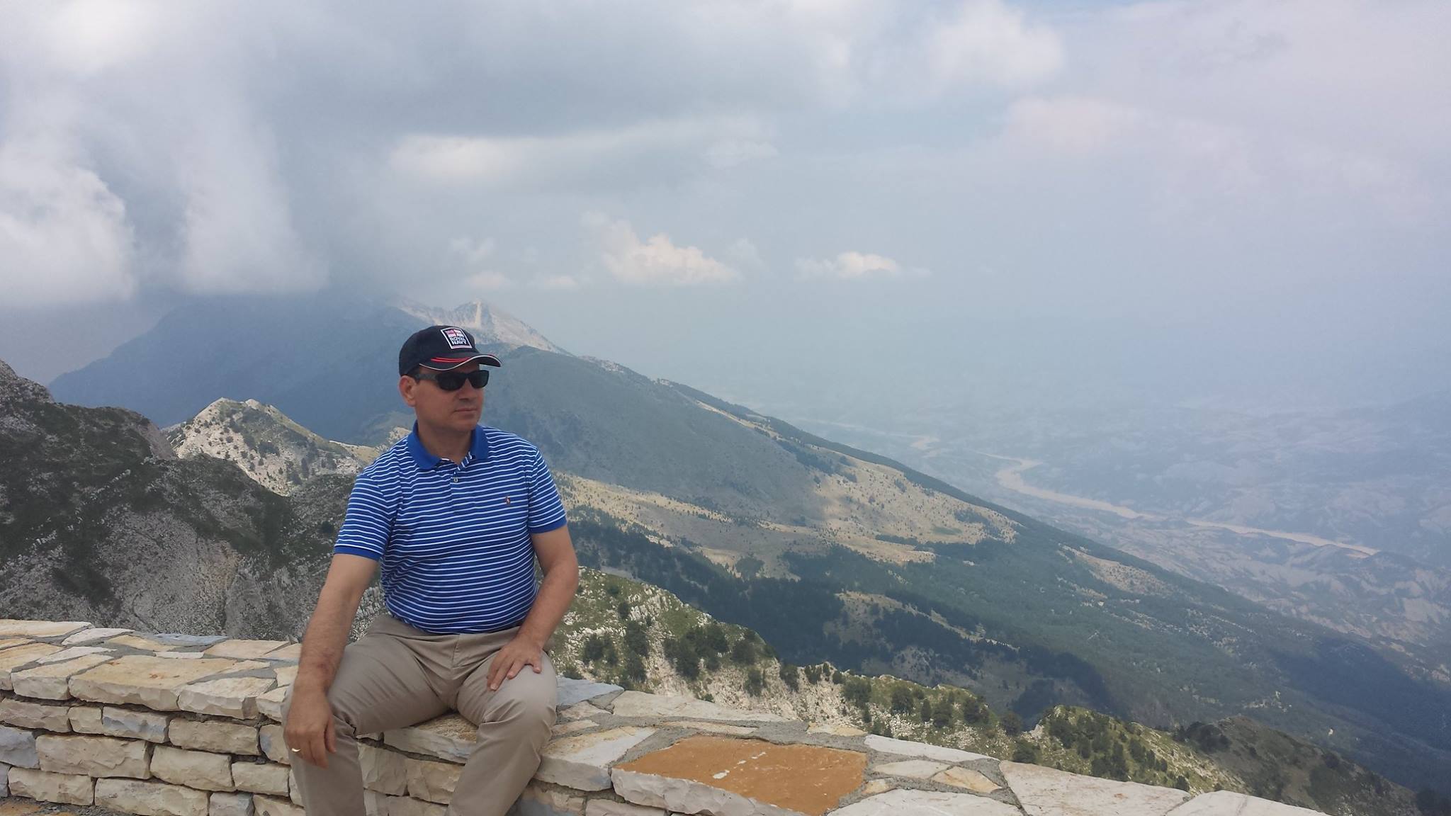 FOTO GALERI/ Bujar Nishani, fundjavë në malin e Tomorrit