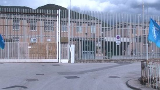 Vritet në burgun e Fierit, ishte dënuar për seks të dhunshëm