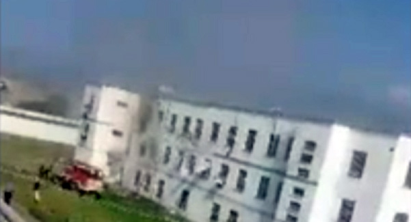 Paralajmëron kryegardiani: Zjarri në burgun e Shënkollit, nesër ndëshkohen drejtuesit dhe policët