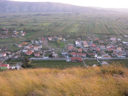 Qeveria nxjerr me qira gjysmën e Bushatit në Shkodër