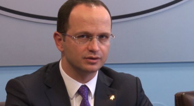 Shqipëria votoi kundër SHBA në OKB, ministri Bushati: E pranojmë, bëmë gabim