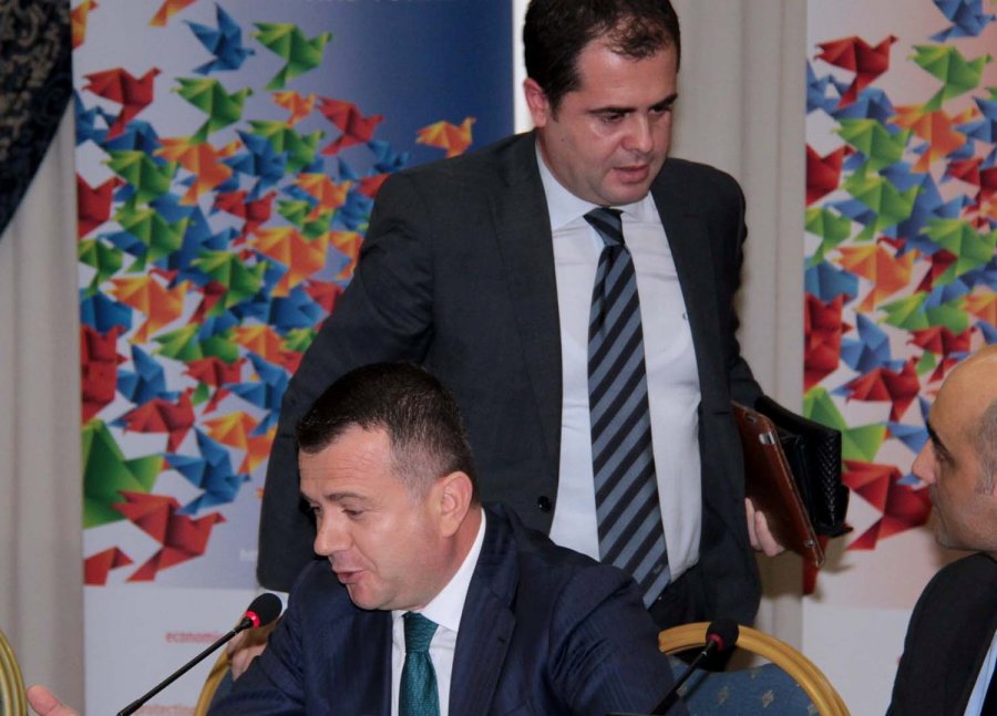 Debati për votimin elektrik, opozita largohet nga komisioni i Reformës Zgjedhore