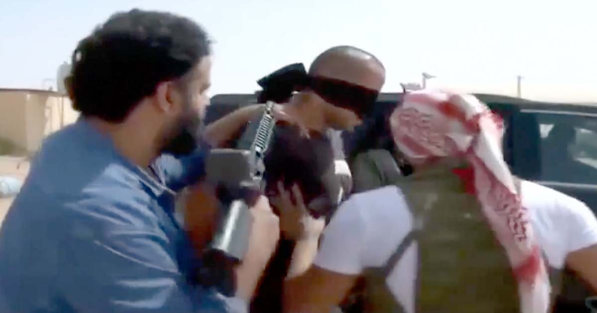 VIDEO/ Shakaja e tepruar me “pengmarrjen” e futbollistit algjerian