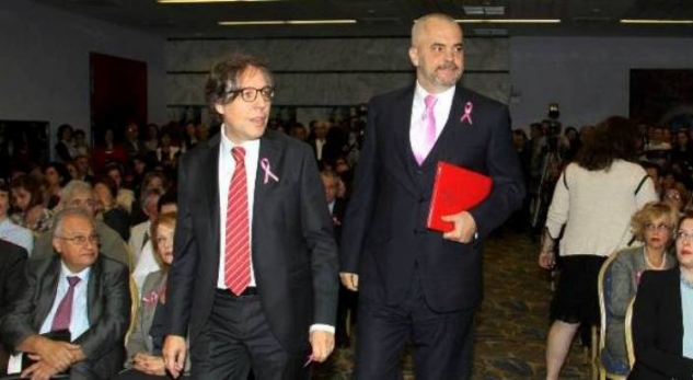 Carlo Bolino bllokon “Hashtag-Albania”