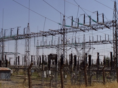 Tiranë, protestë rajonale kundër korrupsionit në energji, peticioni në duart e Komisionerit Evropian