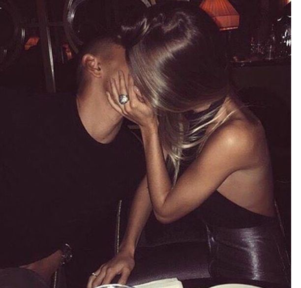 HISTORIA/ Më tha do shkoj në Francë për të parë ndeshjen, ja ku e gjeta burrin tim me kolegen