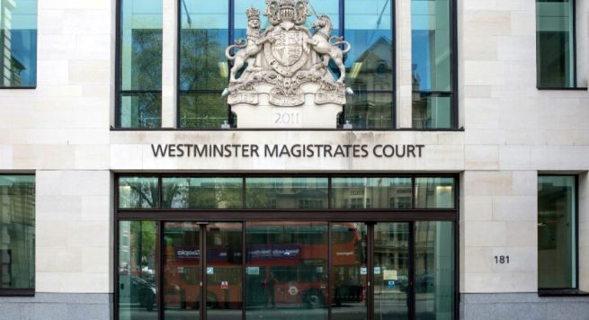 EMRAT/ Britani, arrestohen tre shqiptarë me mbi 15 kg kokainë në qese plehrash