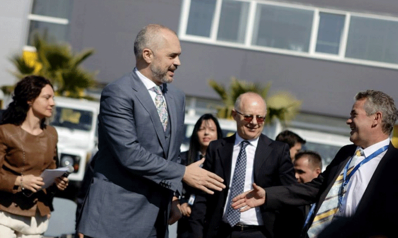 Kreu i “Crown Agents”: Në doganat shqiptare evazion fiskal dhe korrupsion