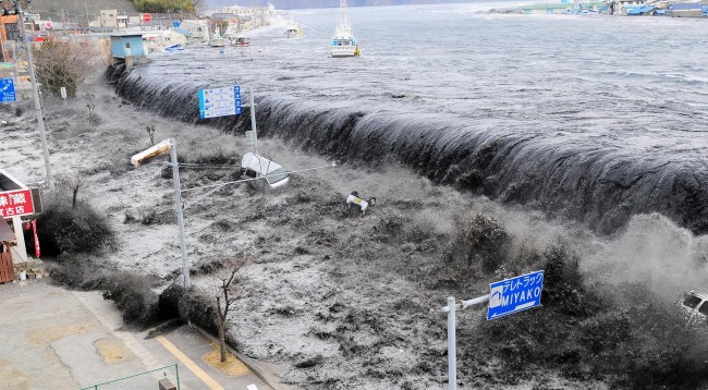 Japonia sulmohet nga cunami, vetem 67 km larg