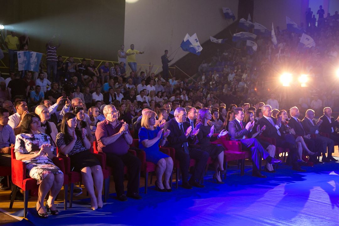 FOTO/ Armando Duka përfshihet në fushatën e opozitës