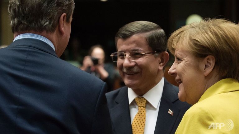 Turqi-BE, arrihet marrëveshja: Një sirian në Greqi këmbehet me një sirian në Turqi!