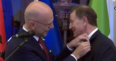 Dekorimi, De Biazi nga sot është “Cavaliere”