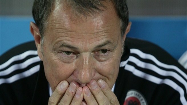 De Biasi pas ndeshjes: Më vjen keq për tifozët