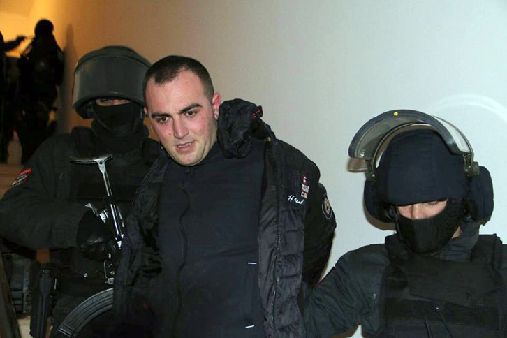 DETAJE/ Vlorë, vrasësi i trefishtë u arrestua pasi “u tradhtua” nga vëllai