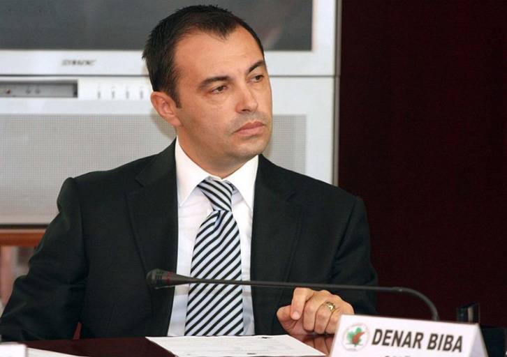 Lulzim Basha i tha idiot, Denar Biba “premton”: Do vazhdoj të jem ai që kam qenë!