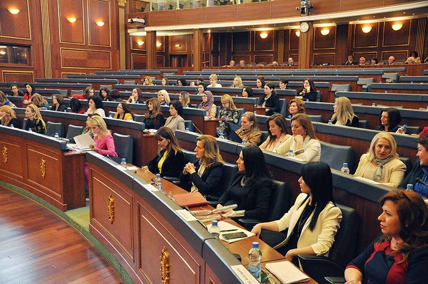 DEKLARATAT E PASURISE/Deputetet gra, pasuri pa fund