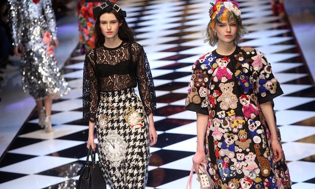 FOTO GALERI/ Fashion, Hirushja dhe Borëbardha vishen me Dolce & Gabbana