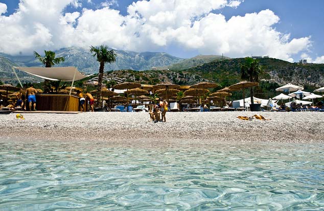 Turizmit shqiptar i duhet më shumë se një jelek shpëtimi