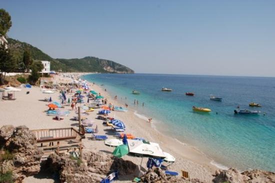 LISTA/Pronarët në Dhërmi që u rrëmben tokën qeveria