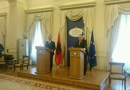 Bushati takon homologun Kotzias, por problemet Shqipëri-Greqi “në vend numëro”