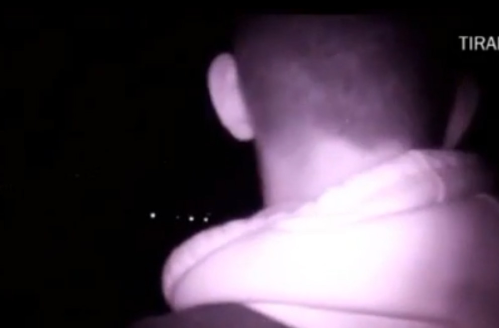 U përdhunua nga i dashuri dhe shokët e tij, dëshmia e të miturës: Mos i thoni prindërve