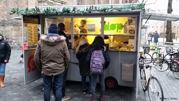 Danimarka heq dorë nga pagesat me para në dorë