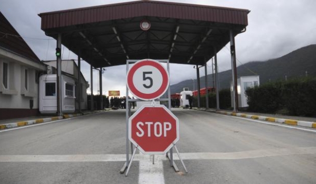 Brukseli, kërkesë absurde ndaj Tiranës dhe Prishtinës, rikthehen kontrollet e dyfishta në kufi